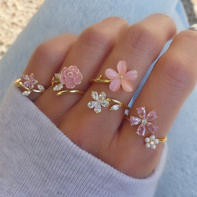 Womens Fashion Flower Ring Set