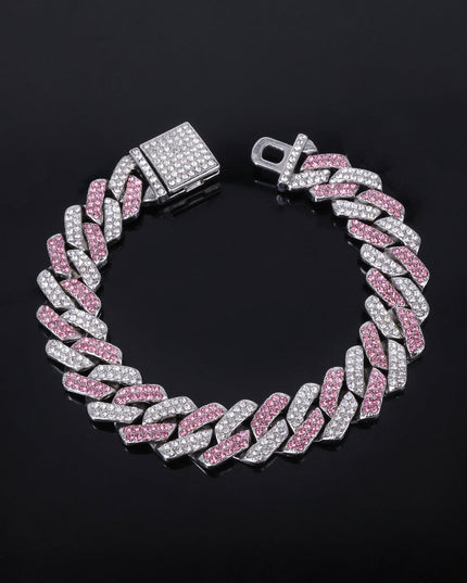 Mens Alloy Necklace With A Hinged Clasp And A Diamond-Patterned Powder-Blue Diamond Pendant