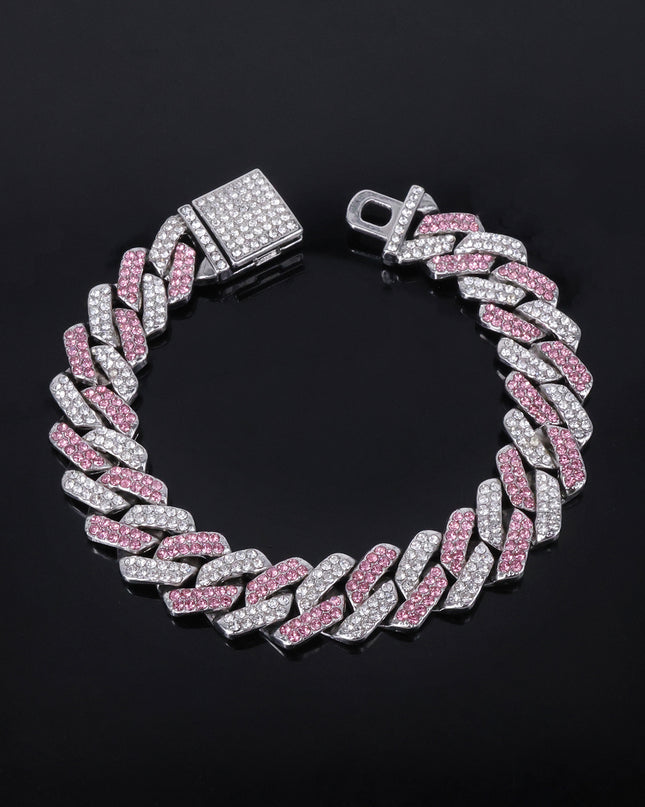 Mens Alloy Necklace With A Hinged Clasp And A Diamond-Patterned Powder-Blue Diamond Pendant