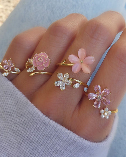 Womens Fashion Flower Ring Set