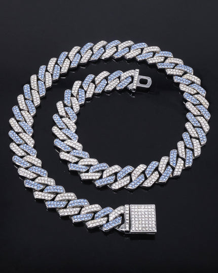 Mens Alloy Necklace With A Hinged Clasp And A Diamond-Patterned Powder-Blue Diamond Pendant